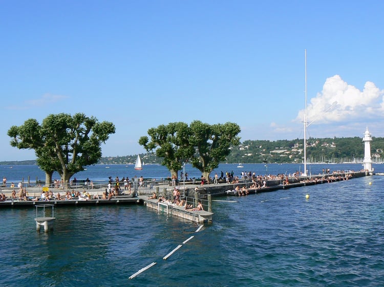 Geneva Bains des Pâquis Audio Guide - Switzerland 1