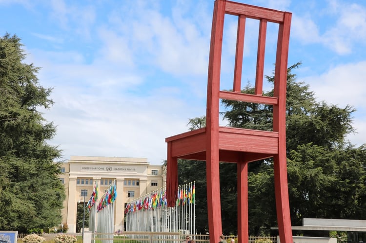 Geneva Broken Chair Audio Guide - Switzerland 1