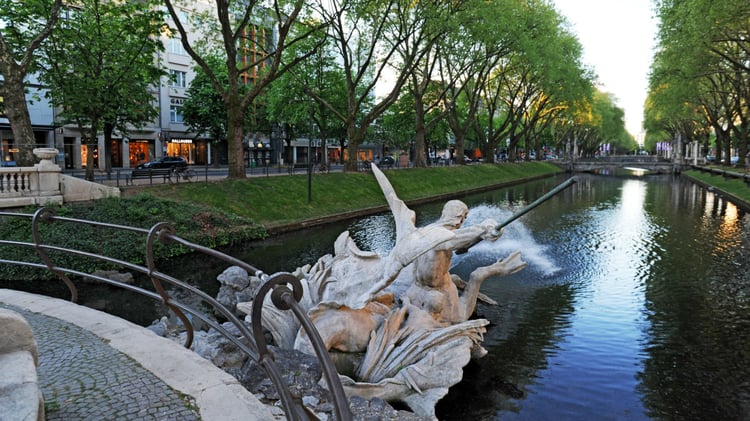 Dusseldorf Konigsallee Audio Guide - Germany