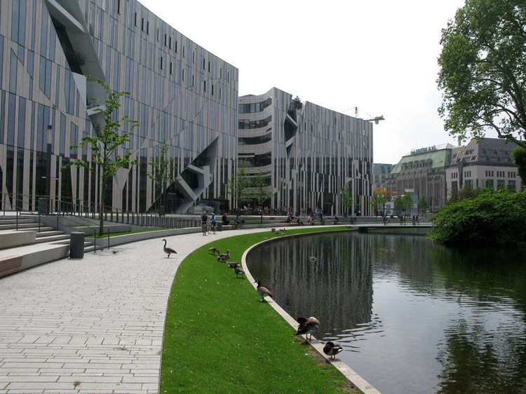 Dusseldorf Hofgarten Audio Guide - Germany