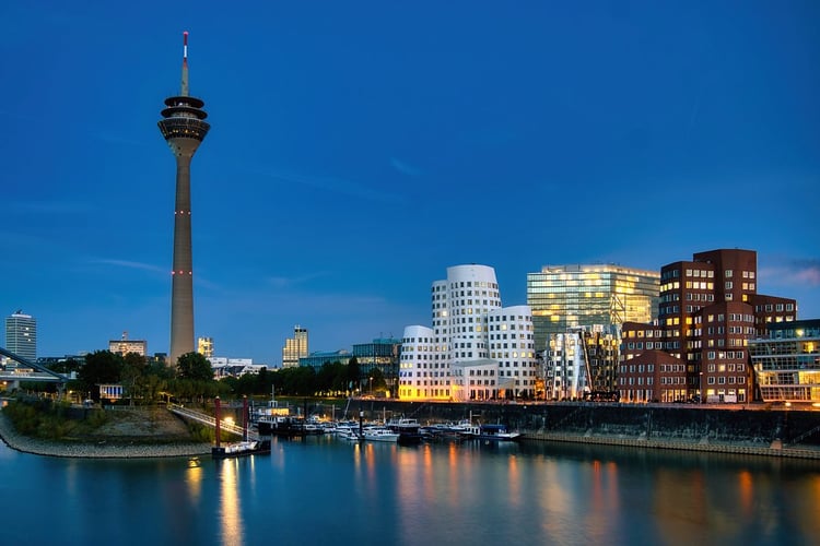 Dusseldorf MedienHafen Audio Guide - Germany