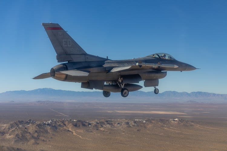Best wallpaper and background, picture, video, news, Military, Aircraft, Jet Aircraft, Jet Fighter, F-14 Tomcat, F-15 Strike Eagle, F/A-18 Super Hornet, C-130 Hercules, Airborne, F-22 Raptor, AWACS, Military picture, Military video, Aviation, Boeing, Airb