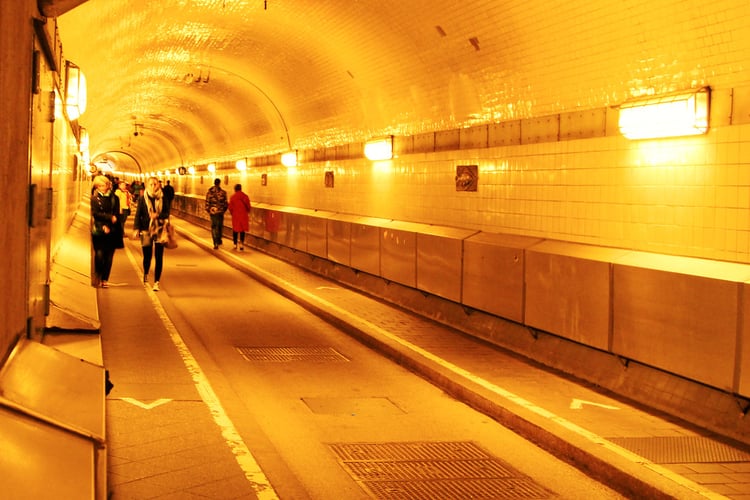 Hamburg Alter Elbtunnel Audio Guide - Germany