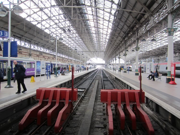 Manchester Piccadilly Station Audio Guide - UK 2