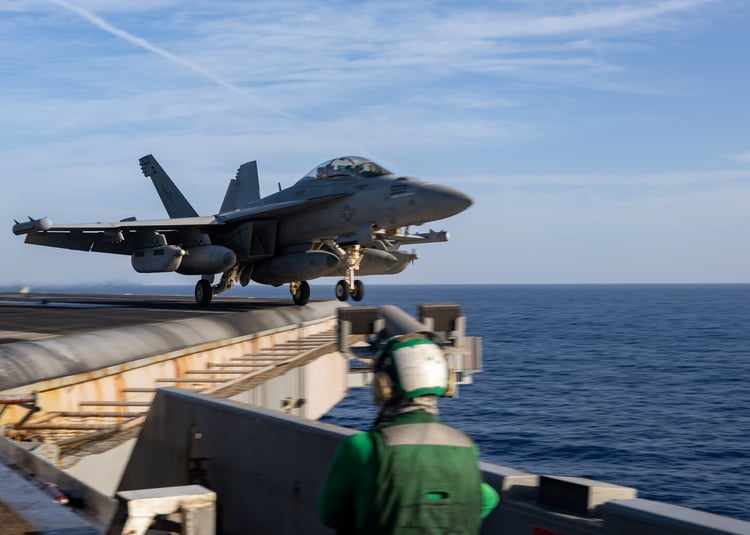 est wallpaper and background, picture, video, news, Military, Aircraft, Jet Aircraft, Jet Fighter, F-14 Tomcat, F-15 Strike Eagle, F/A-18 Super Hornet, C-130 Hercules, Airborne, F-22 Raptor, AWACS, Military picture, Military video, Aviation, Boeing, Airbu