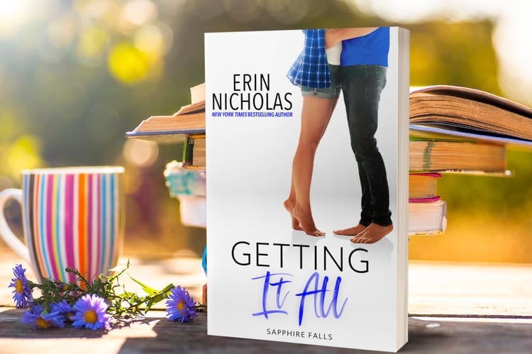 paperback cover of Getting It All by Erin Nicholas
