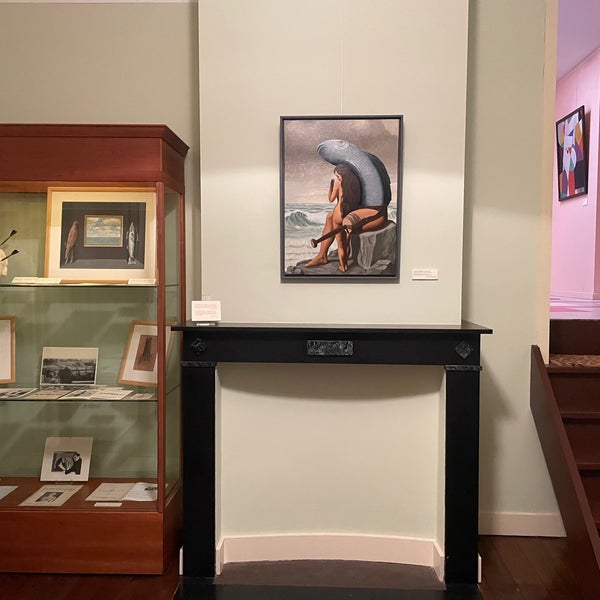 Brussels Rene Magritte Museum Audio Guide - Belgium 1