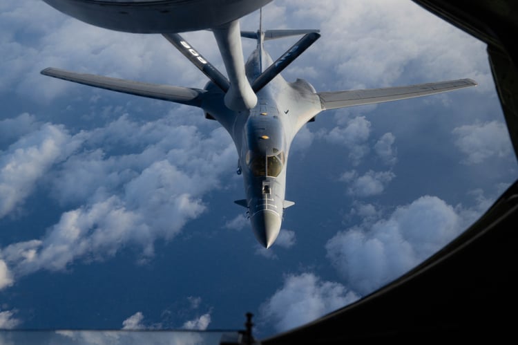 Best wallpaper and background, picture, video, news, Military, Aircraft, Jet Aircraft, Jet Fighter, F-14 Tomcat, F-15 Strike Eagle, F/A-18 Super Hornet, C-130 Hercules, Airborne, F-22 Raptor, AWACS, Military picture, Military video, Aviation, Boeing, Airb