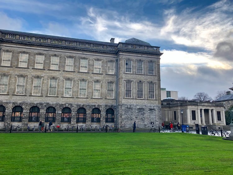 Dublin Trinity College Old Library Audio Guide - Ireland 1