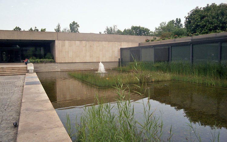 Lisbon Calouste Gulbenkian Museum Audio Guide - Portugal 1