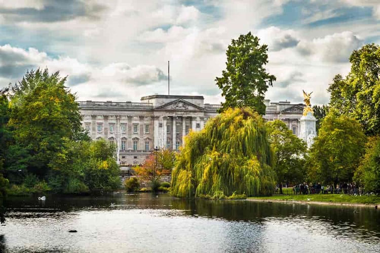 London Buckingham Palace Audio Guide - UK 2