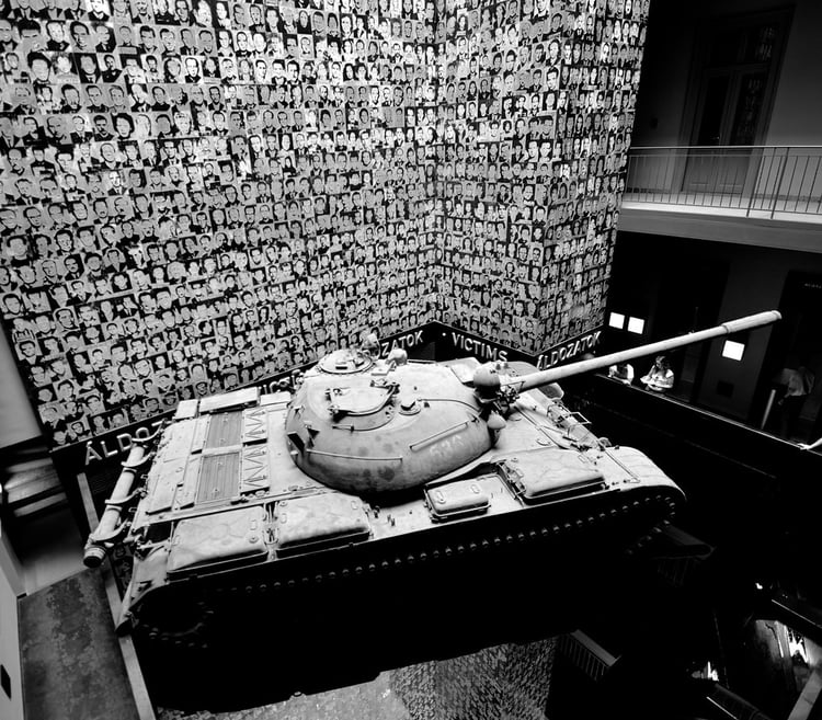 Budapest House of Terror Museum Audio Guide - Hungary 2