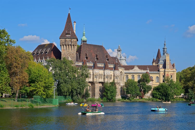 Budapest Vajdahunyad Castle Audio Guide - Hungary 1