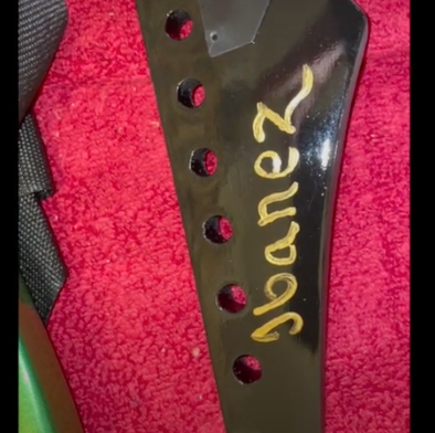 electric guitar headstock