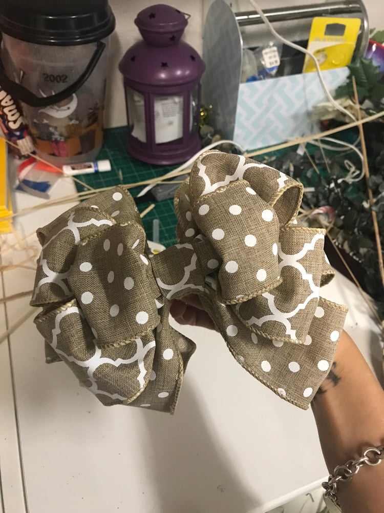 bow is fluffed and done!