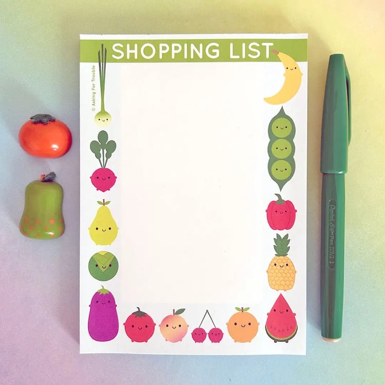 Kawaii magnetic shopping list pad – cute illustrated notepad with pastel design and fridge magnet backing for groceries and to-dos.