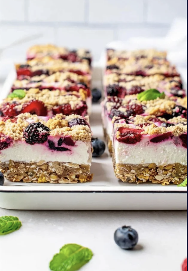 Protein Berry Yoghurt Bars