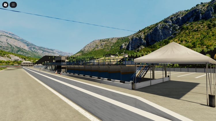 Start/finish line at Suzuki Twin Circuit – optimized for Roblox motorsport RP