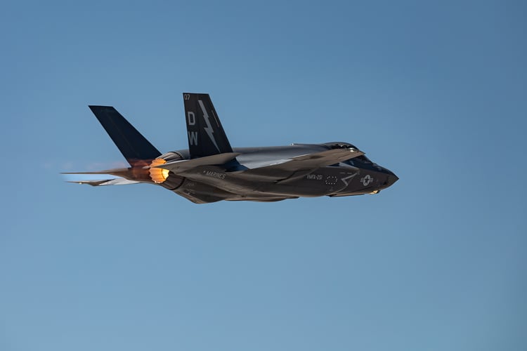 Best wallpaper and background, picture, video, news, Military, Aircraft, Jet Aircraft, Jet Fighter, F-14 Tomcat, F-15 Strike Eagle, F/A-18 Super Hornet, C-130 Hercules, Airborne, F-22 Raptor, AWACS, Military picture, Military video, Aviation, Boeing, Airb