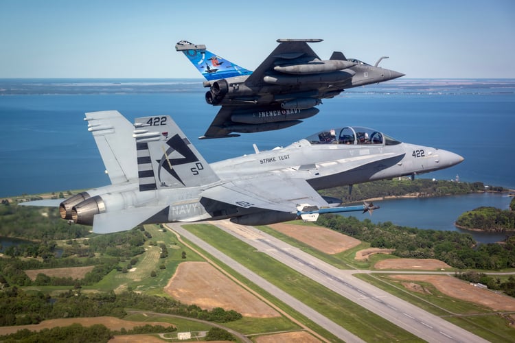 Best wallpaper and background, picture, video, news, Military, Aircraft, Jet Aircraft, Jet Fighter, F-14 Tomcat, F-15 Strike Eagle, F/A-18 Super Hornet, C-130 Hercules, Airborne, F-22 Raptor, AWACS, Military picture, Military video, Aviation, Boeing, Airb