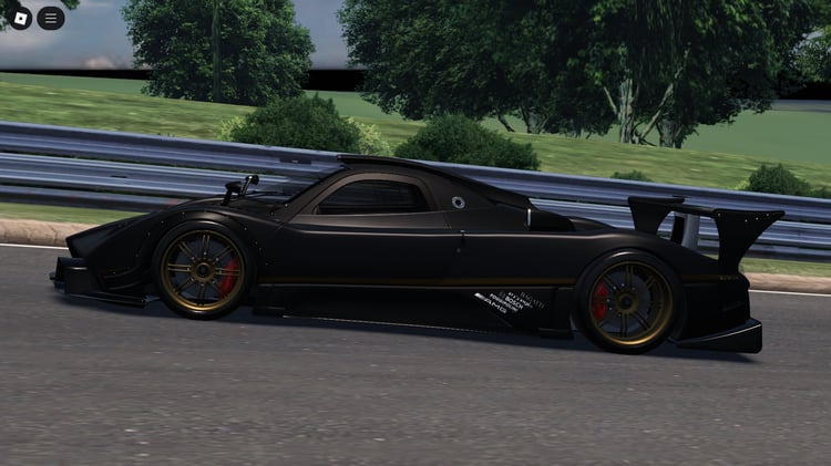 Openable doors of Pagani Zonda R