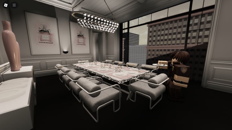 Exterior of luxury Manhattan apartment in Roblox