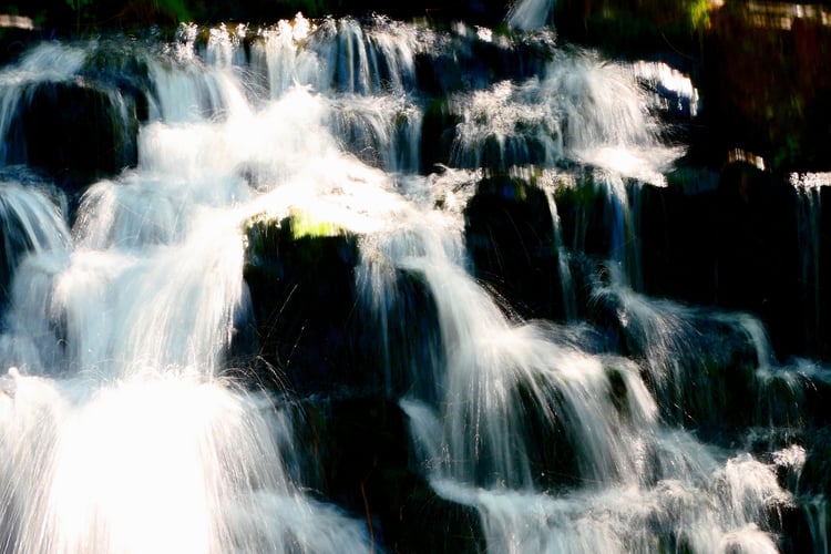 long exposure waterfall, abstract waterfall photography, silky water effect, slow shutter waterfall, motion blur water, waterfall fine art, flowing water art, waterfall long exposure, cascading waterfall, misty waterfall photo, waterfall abstract, moss co