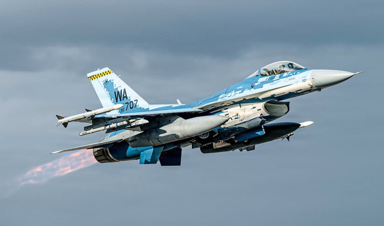Best wallpaper and background, picture, video, news, Military, Aircraft, Jet Aircraft, Jet Fighter, F-14 Tomcat, F-15 Strike Eagle, F/A-18 Super Hornet, C-130 Hercules, Airborne, F-22 Raptor, AWACS, Military picture, Military video, Aviation, Boeing, Airb