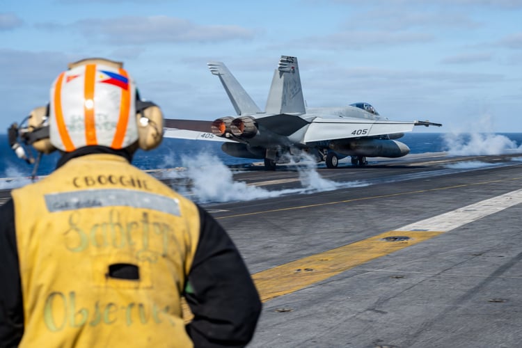 Best wallpaper and background, picture, video, news, Military, Aircraft, Jet Aircraft, Jet Fighter, F-14 Tomcat, F-15 Strike Eagle, F/A-18 Super Hornet, C-130 Hercules, Airborne, F-22 Raptor, AWACS, Military picture, Military video, Aviation, Boeing, Airb