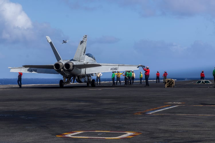 Best wallpaper and background, picture, video, news, Military, Aircraft, Jet Aircraft, Jet Fighter, F-14 Tomcat, F-15 Strike Eagle, F/A-18 Super Hornet, C-130 Hercules, Airborne, F-22 Raptor, AWACS, Military picture, Military video, Aviation, Boeing, Airb