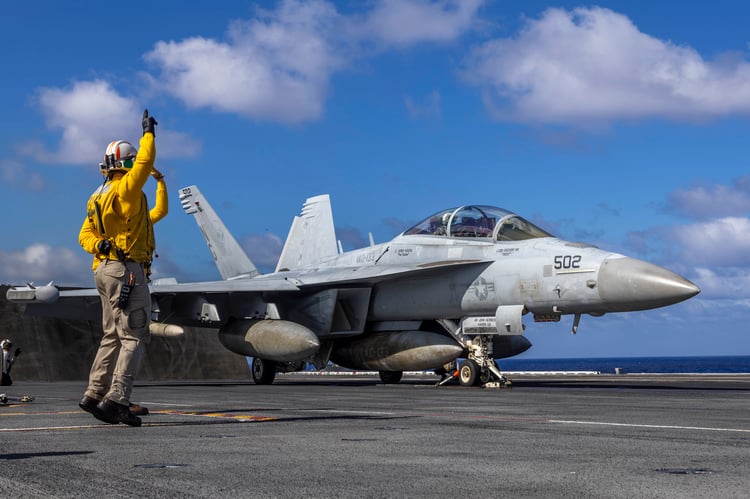 Best wallpaper and background, picture, video, news, Military, Aircraft, Jet Aircraft, Jet Fighter, F-14 Tomcat, F-15 Strike Eagle, F/A-18 Super Hornet, C-130 Hercules, Airborne, F-22 Raptor, AWACS, Military picture, Military video, Aviation, Boeing, Airb