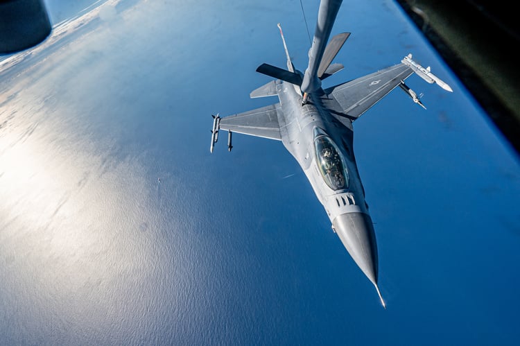 Best wallpaper and background, picture, video, news, Military, Aircraft, Jet Aircraft, Jet Fighter, F-14 Tomcat, F-15 Strike Eagle, F/A-18 Super Hornet, C-130 Hercules, Airborne, F-22 Raptor, AWACS, Military picture, Military video, Aviation, Boeing, Airb