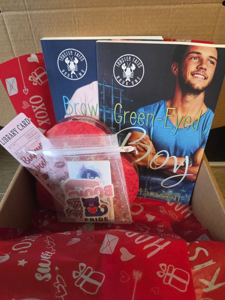 #signed paperbacks, #book box