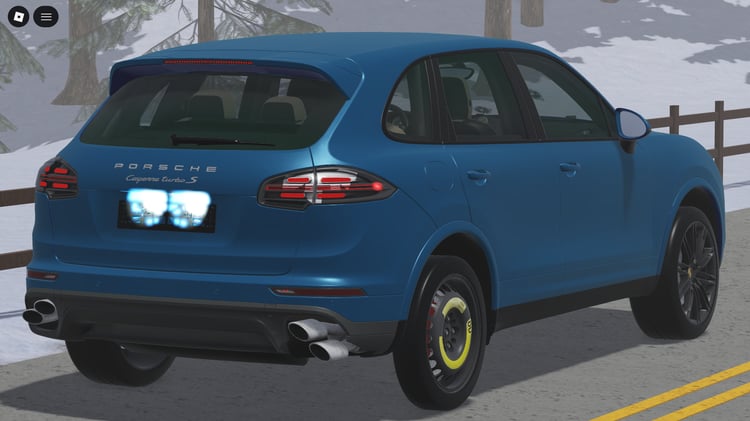 Detailed 2015 Porsche Cayenne Turbo S vehicle asset for Roblox