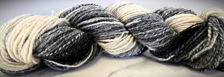vignette image of a gradient wool skein