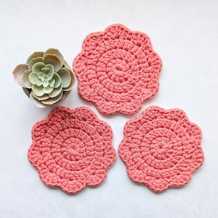 Chunky Flower Coaster 1