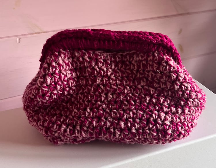 clutch bag