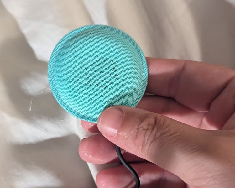 Business end of the BT Speaker in the Manta Sleep SOUND