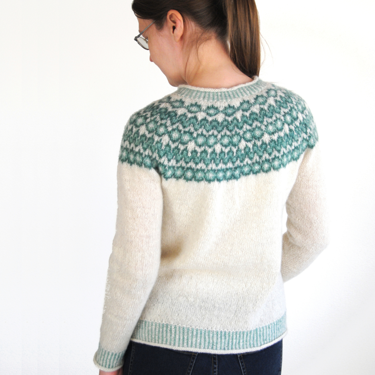 Fair Isle Advent MKALendar :: Knitting Patterns :: talvi knits.