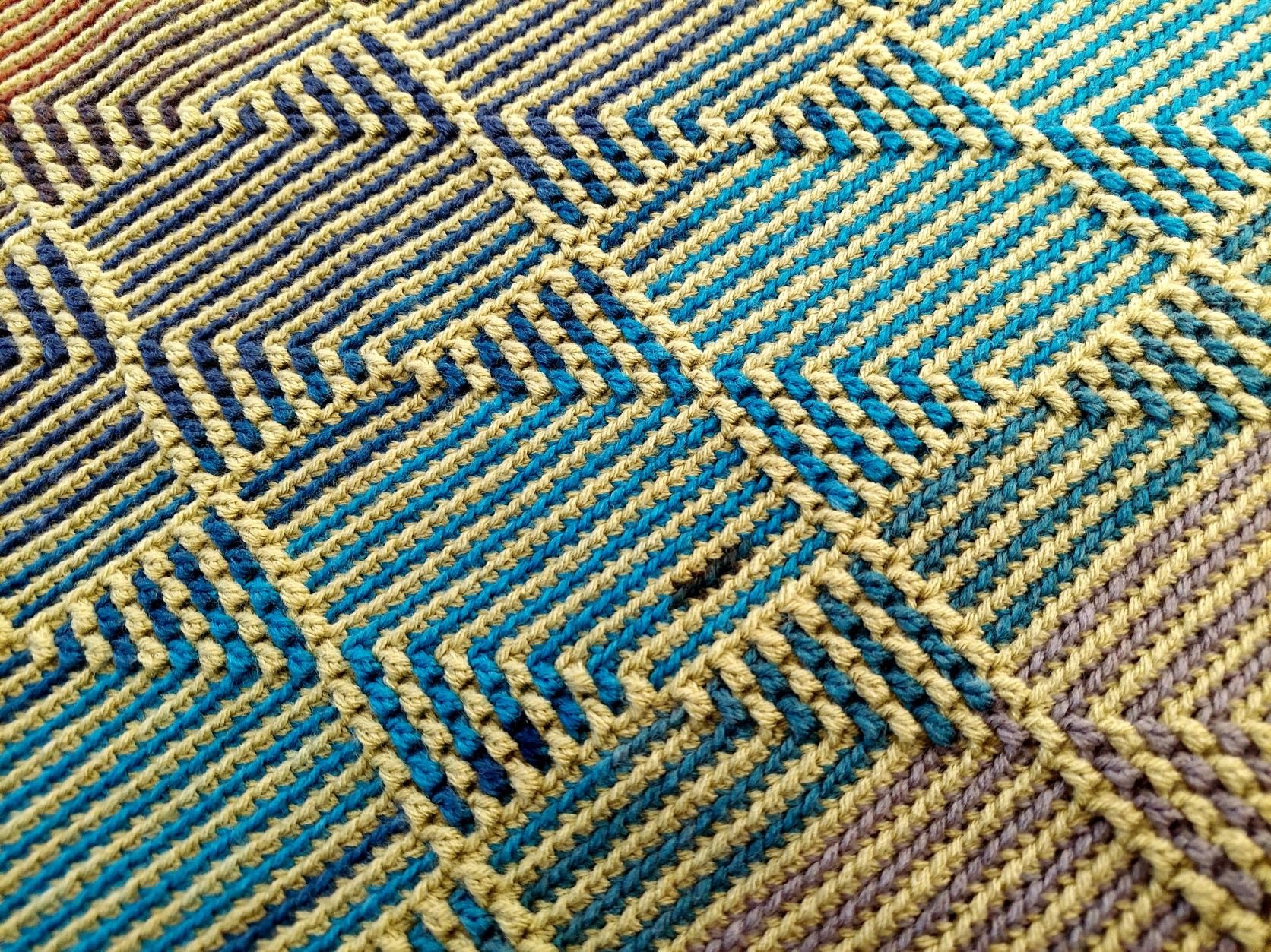 Square Away. Overlay mosaic crochet pattern