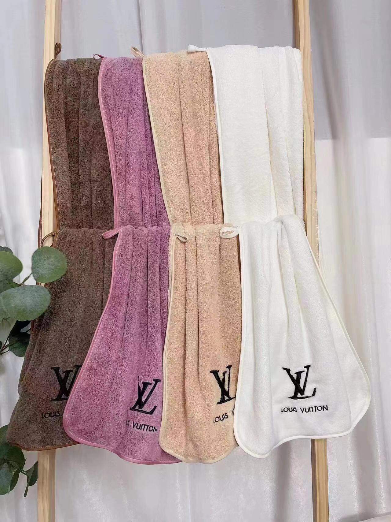 LV Towel Sets - Payhip
