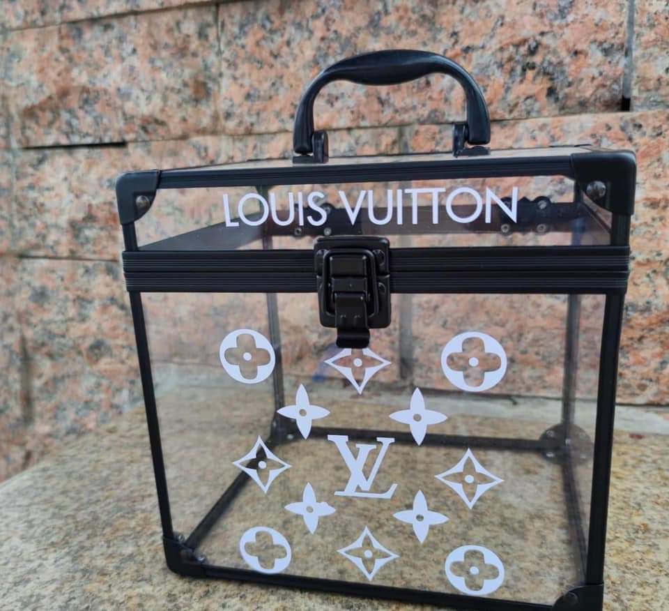 LV Towel Sets - Payhip