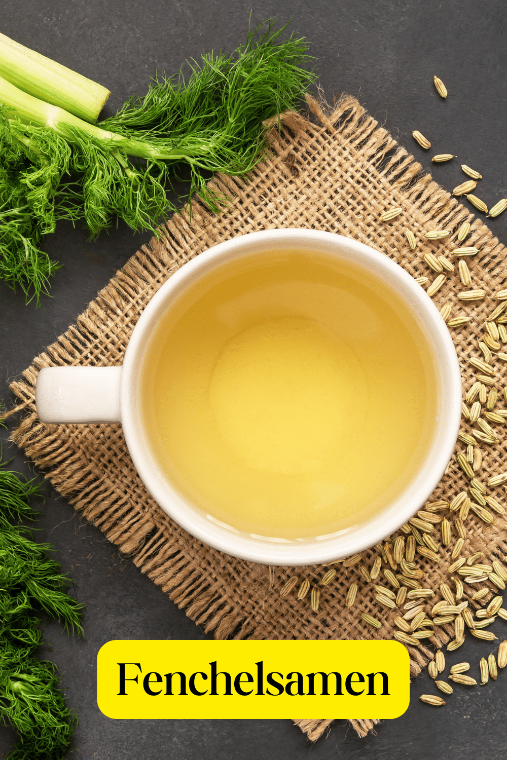 Fenchelsamen, Fencheltee, Fenchel auf hübscher Serviette in der Küche