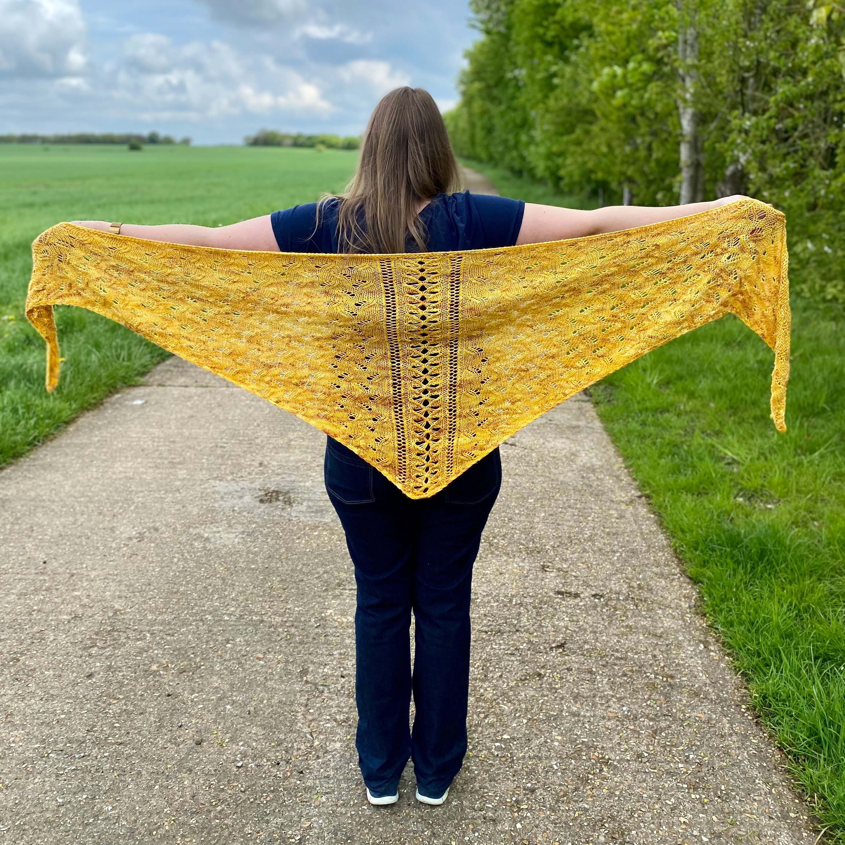 The Beekeeper - Shawl Pattern PDF - Payhip