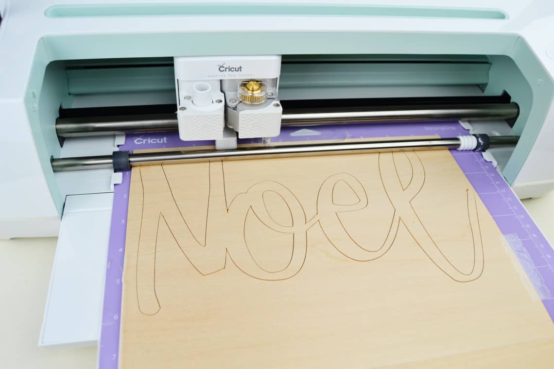 How to Engrave Wood with Cricut Maker?