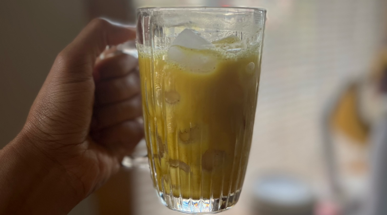 Golden latte turmeric latte