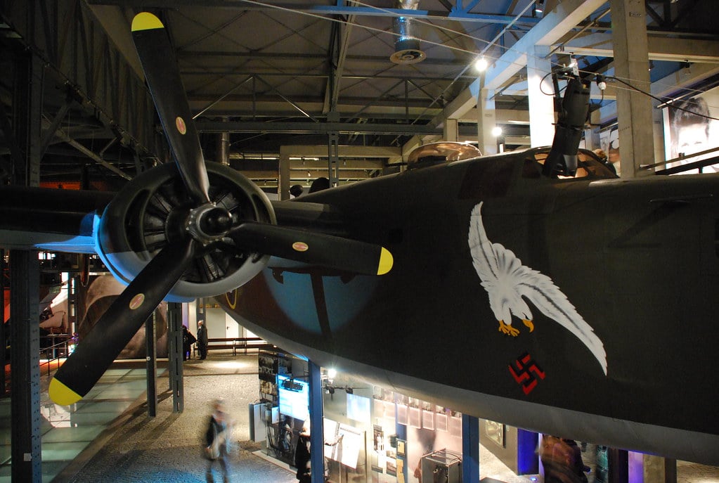 Warsaw Uprising Museum Audio Guide - Poland 1