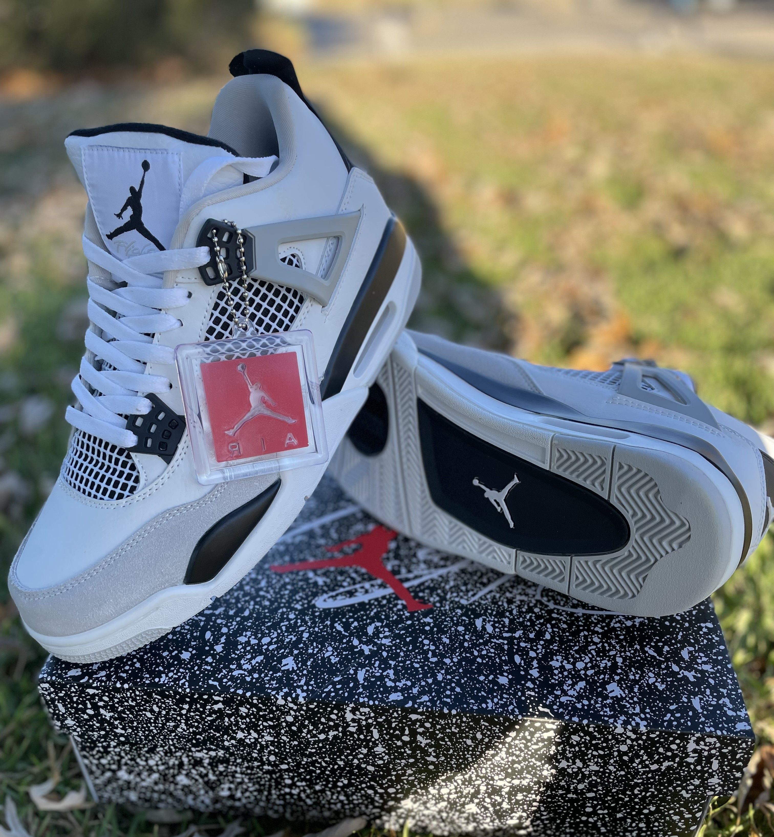 Jordan 4 - Payhip