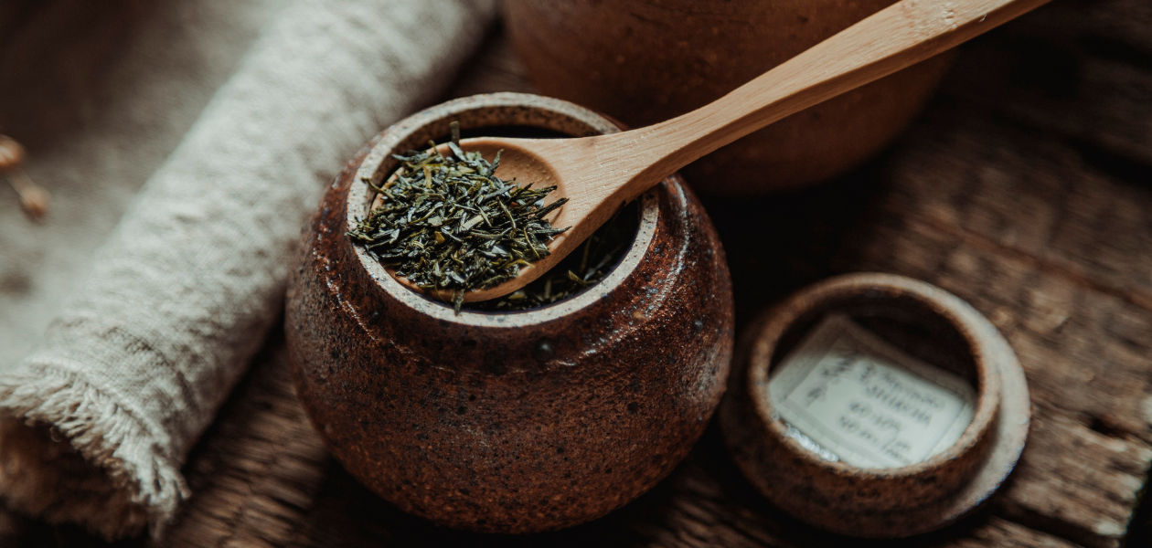 Shocking study: Tea bags release 11.6B microplastics per minute! Discover hidden health risks and safer brewing alternatives.