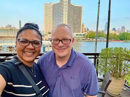 Grounded Life Travel Amtrak Allie und Rob (800) 872-7245
